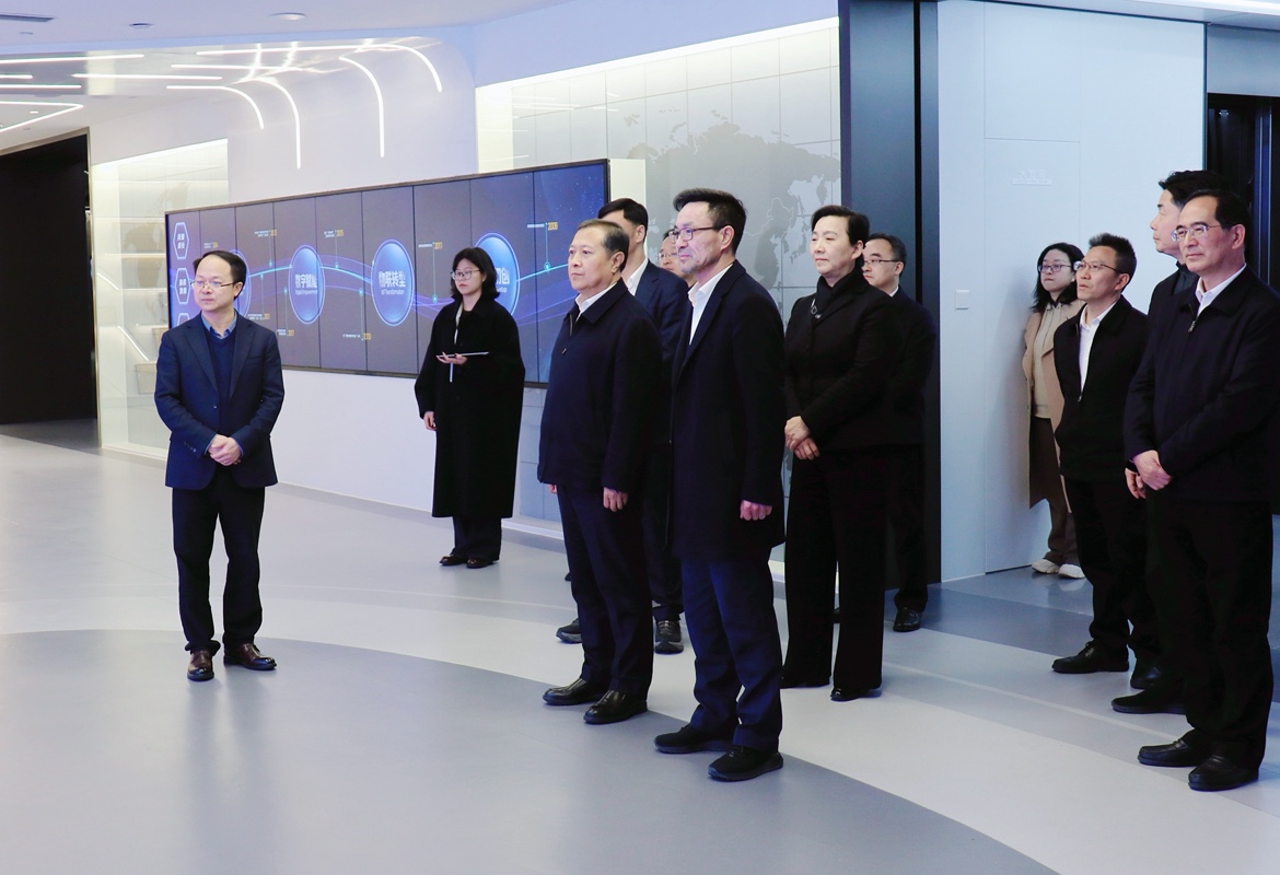 浙江省政協主席廉毅敏一行蒞臨托普云農調研